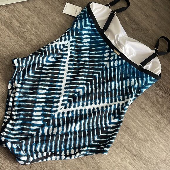 Calvin Klein Women's Starbust Printed One-piece Swimsuit - Picture 4 of 4